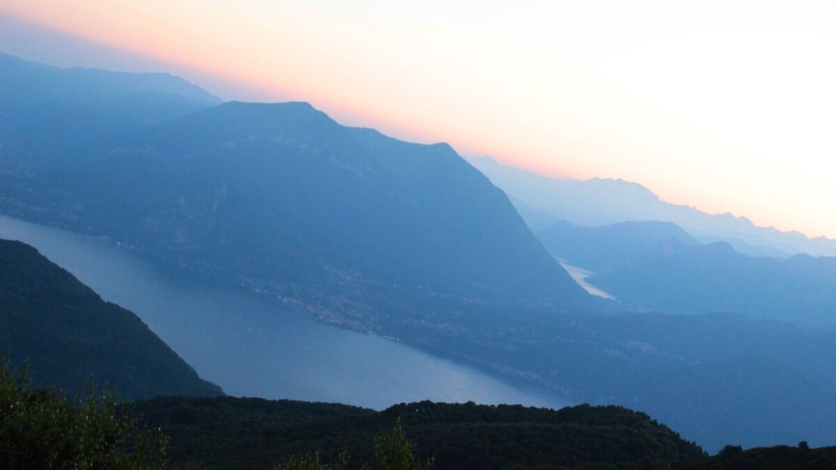 Albe e tramonti sul Lago di como