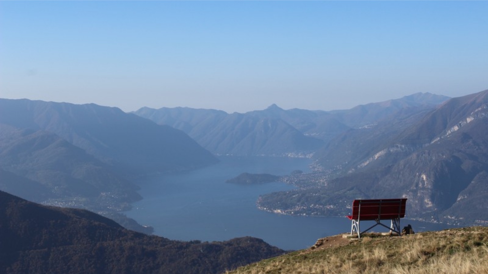Panorama dall’Alpe Giumello verso il Lago di Como